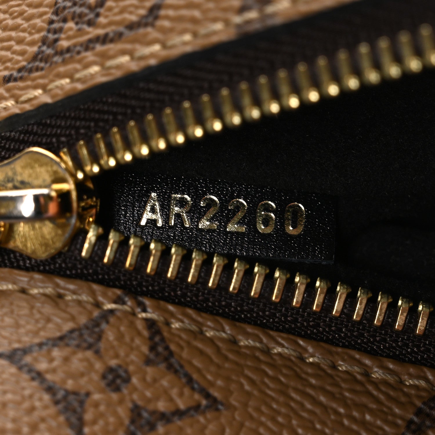 Louis Vuitton Reverse Monogram Pochette Metis 7 of 11