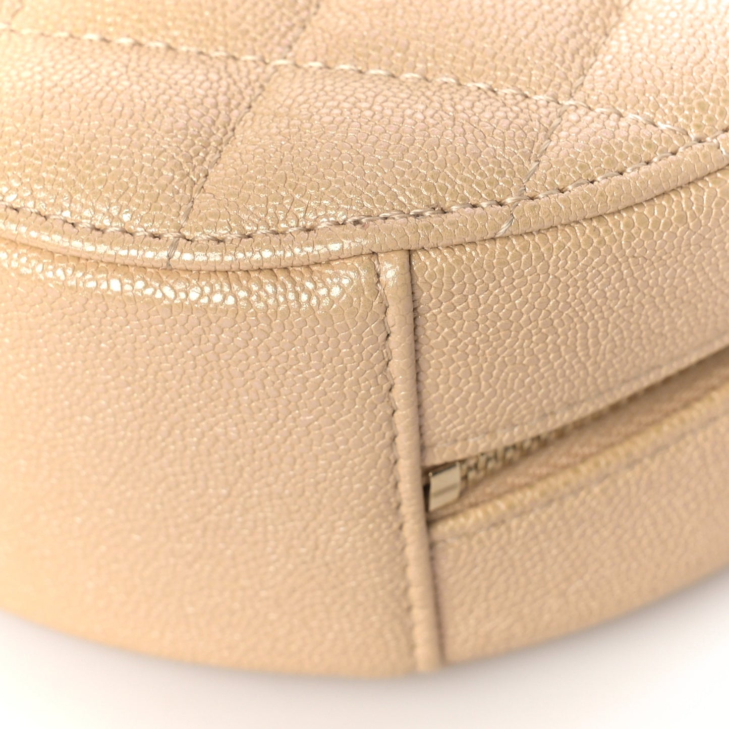 Iridescent Caviar Quilted Round Clutch With Chain Beige