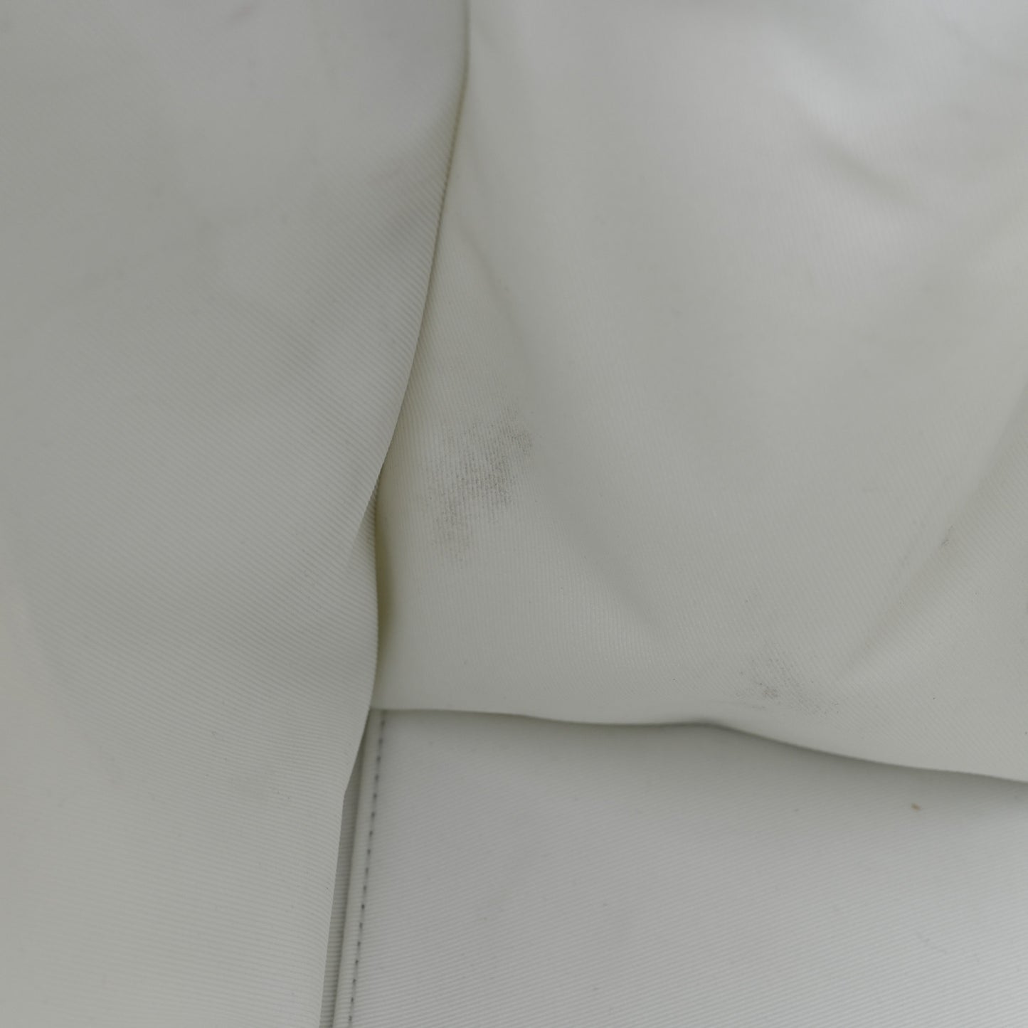 Calfskin LV Ornament Sac Plat 24H Optic White