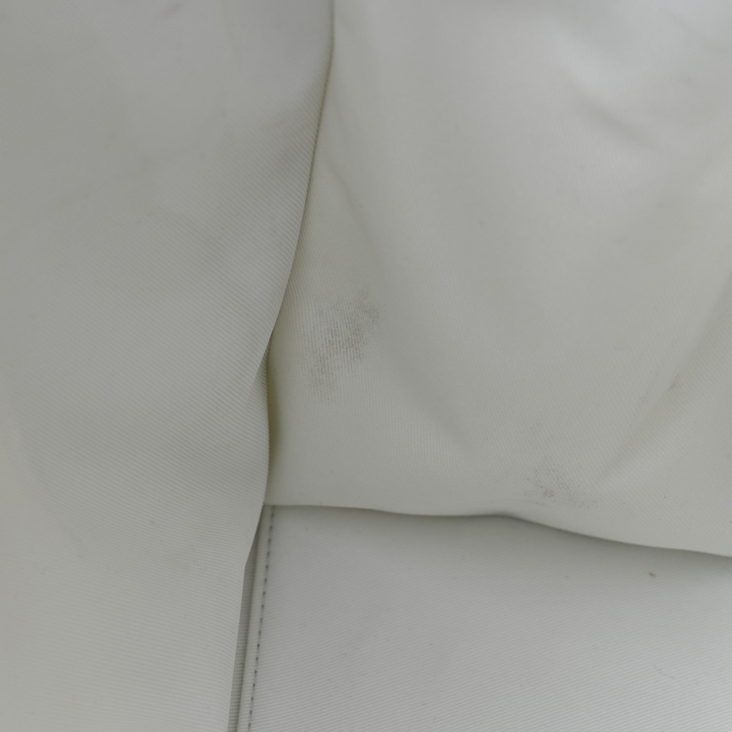 Louis Vuitton Calfskin LV Ornament Sac Plat 24H Optic White 12 of 16