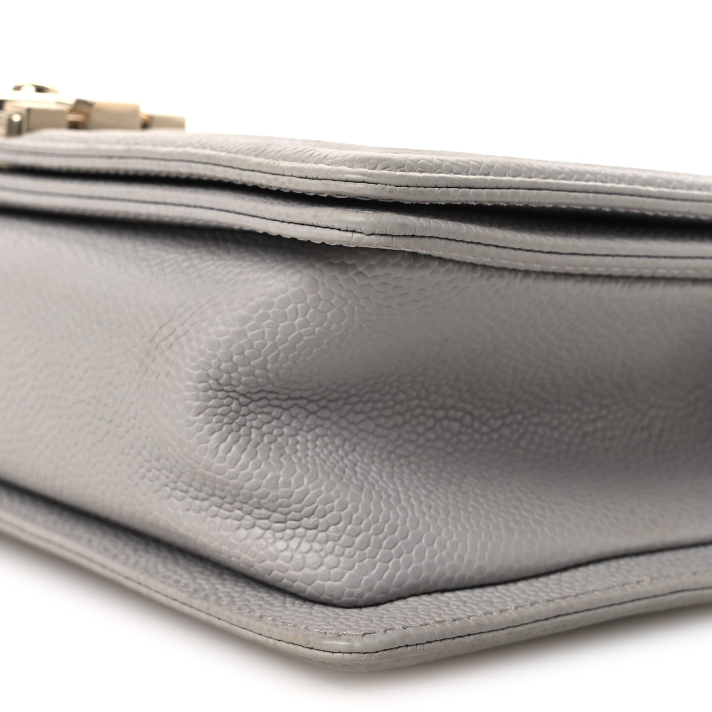 Caviar Quilted Medium Boy Flap Grey
