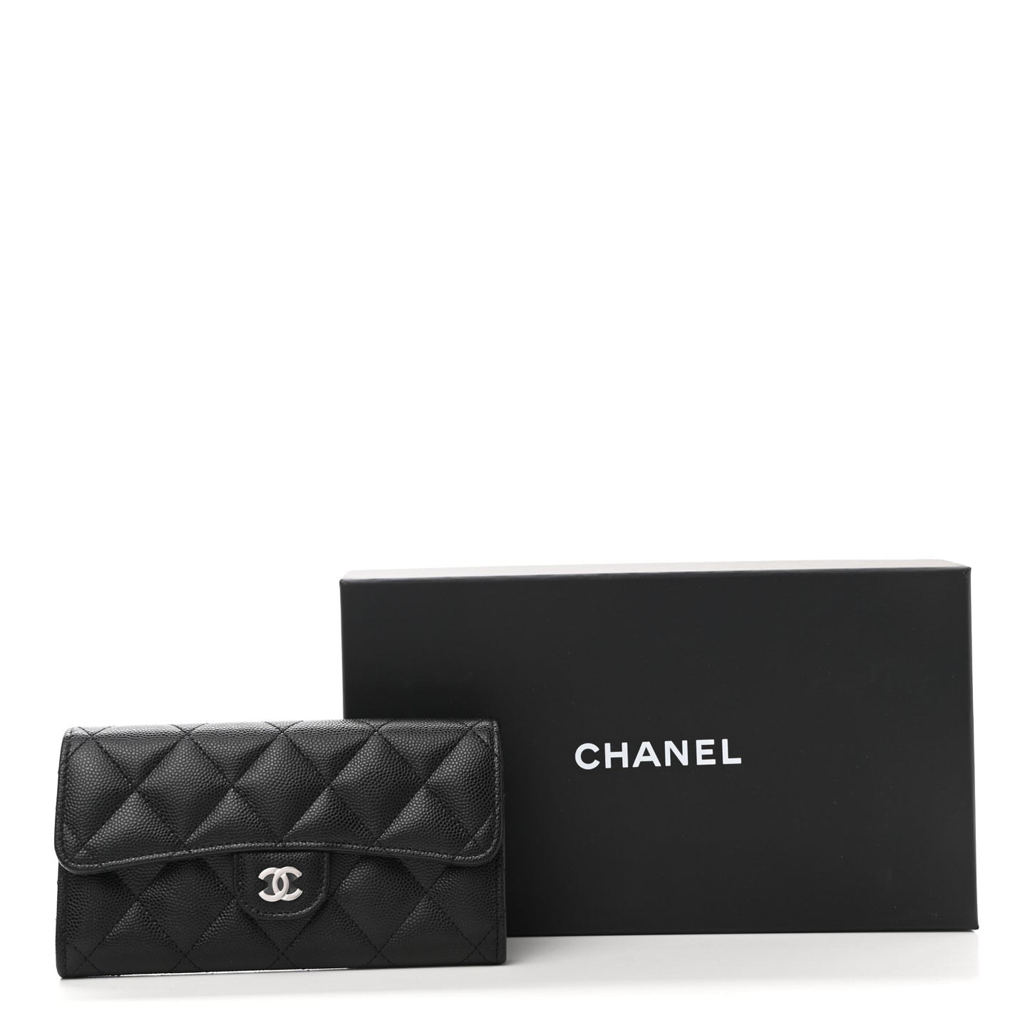 Caviar Quilted Medium Gusset Flap Wallet Black