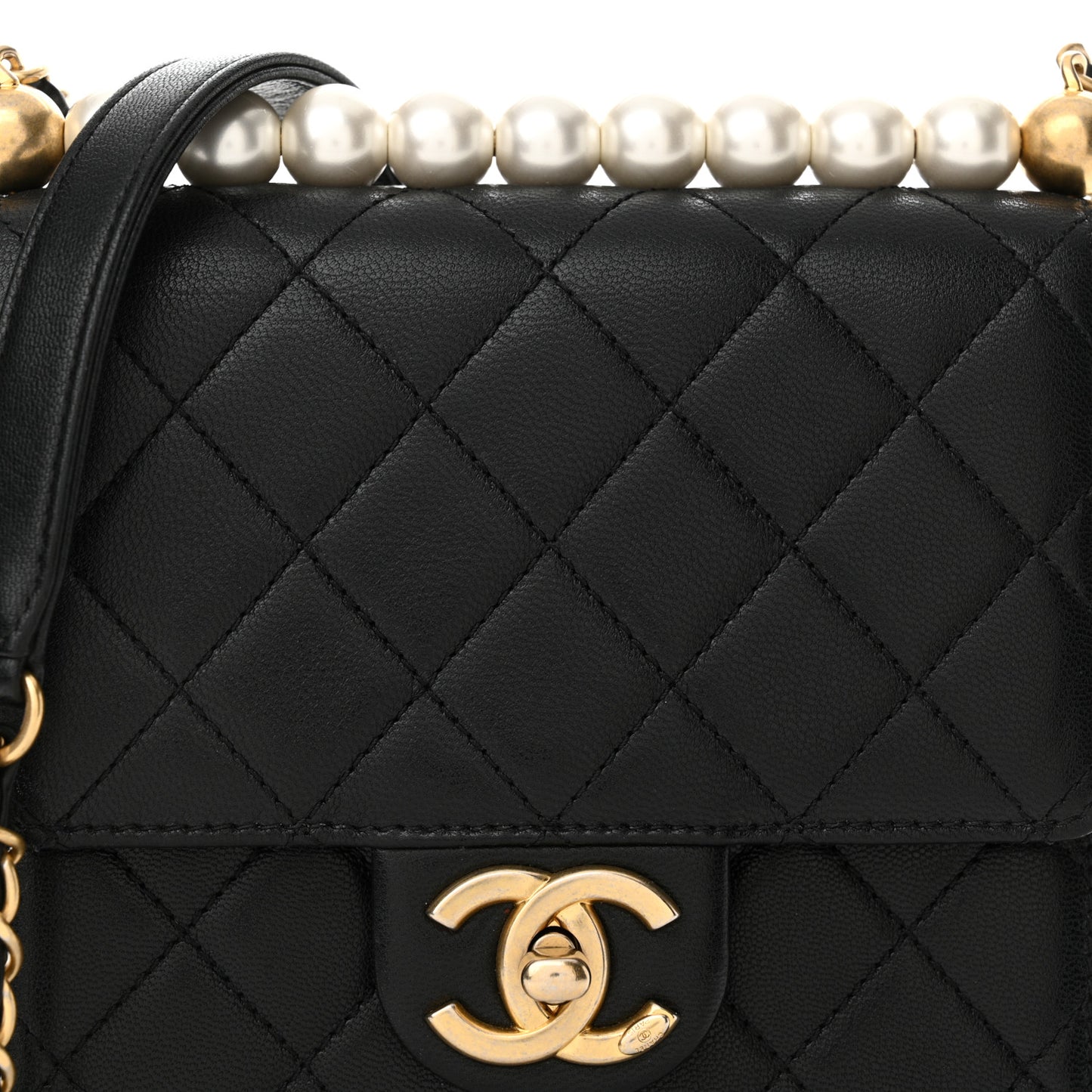 Lambskin Quilted Chic Pearls Flap Black