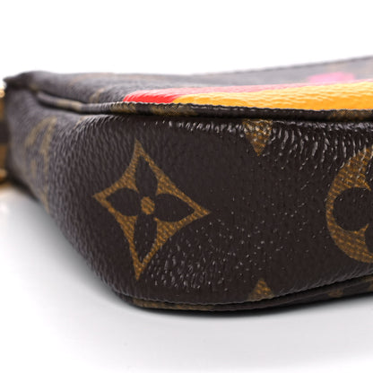 Louis Vuitton Monogram 2015 Christmas Animation Mini Pochette Accessories 9 of 11