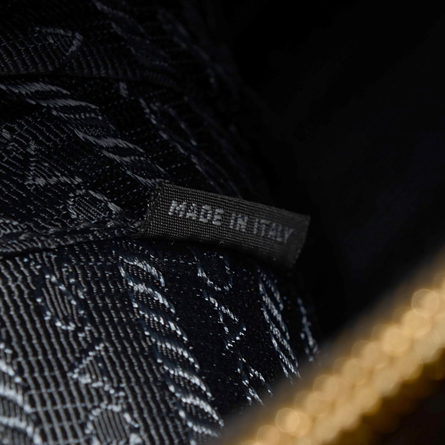 Saffiano Lux Open Promenade Tote Black