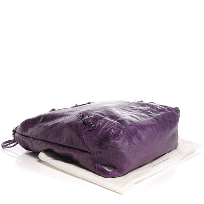 Balenciaga Agneau Day Hobo Raisin 4 of 10