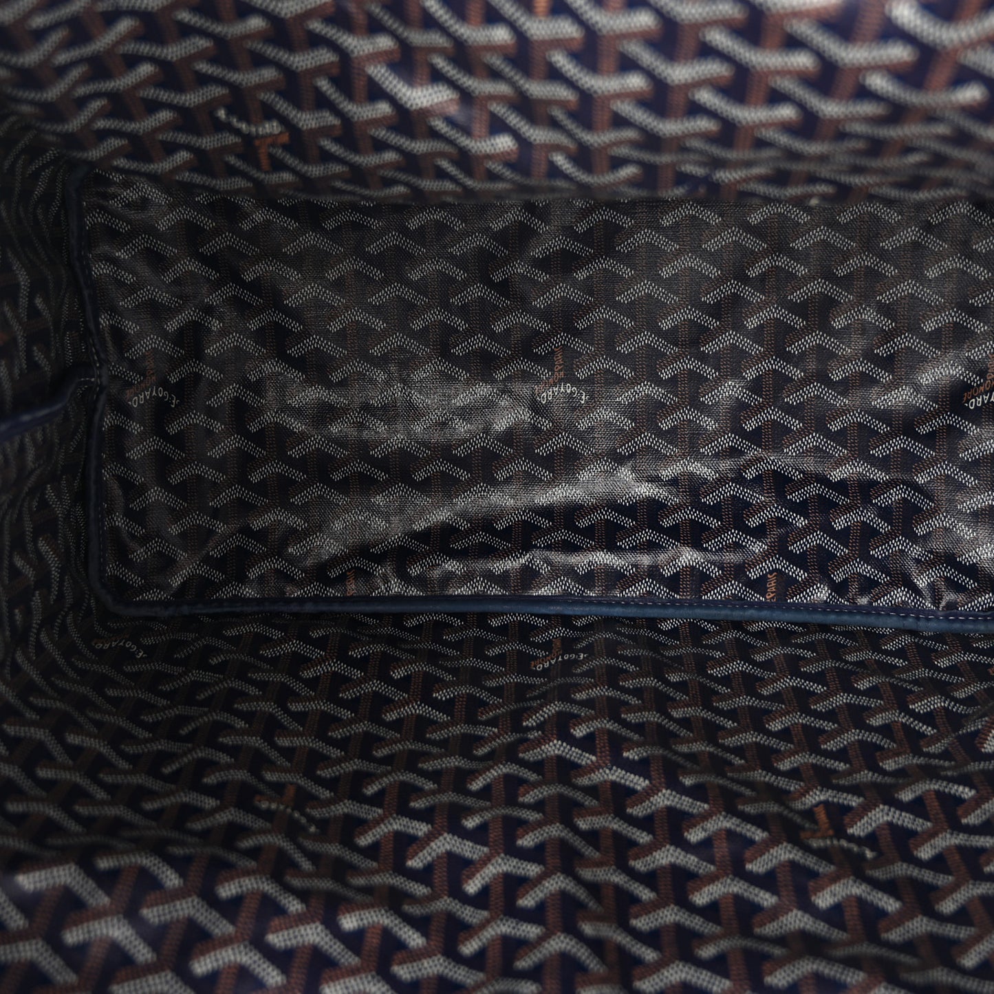 Goyardine Reversible Anjou GM Navy