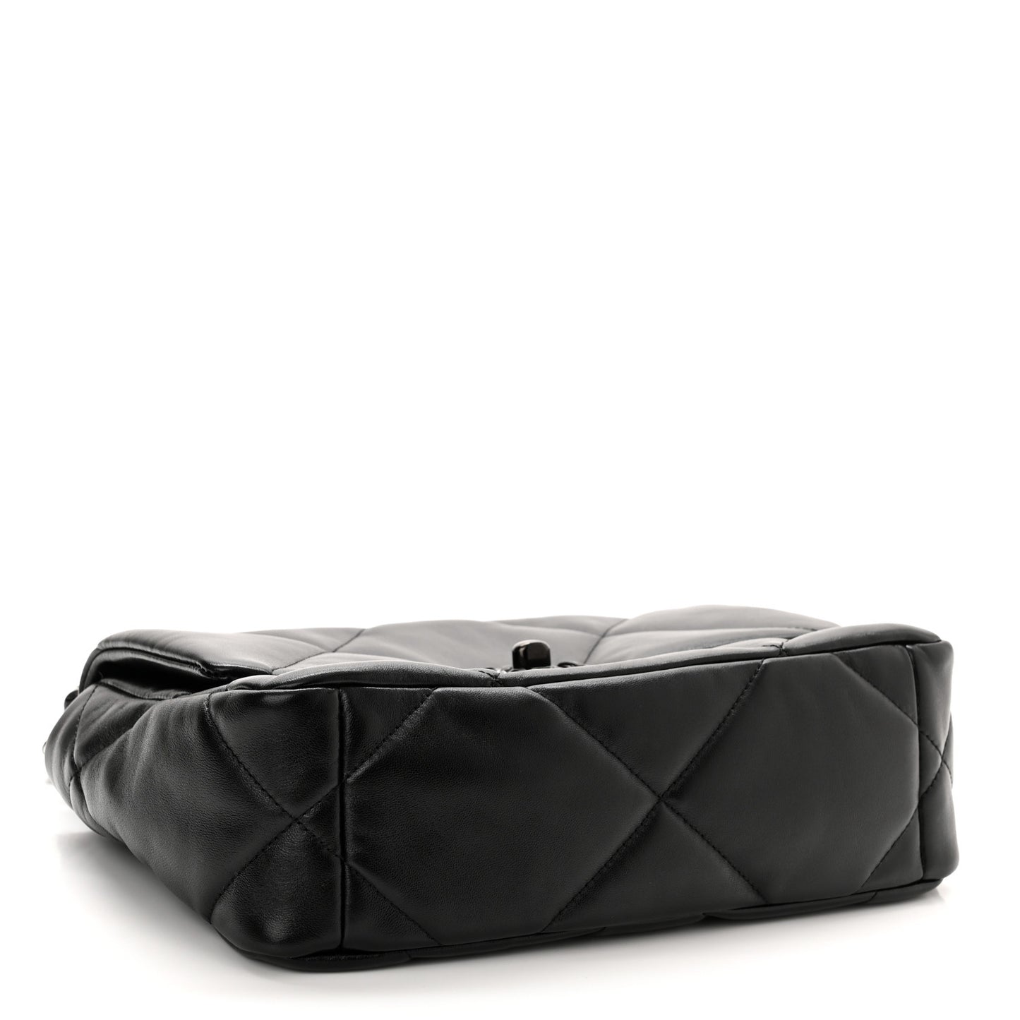 Lambskin Quilted Medium Chanel 19 Flap So Black