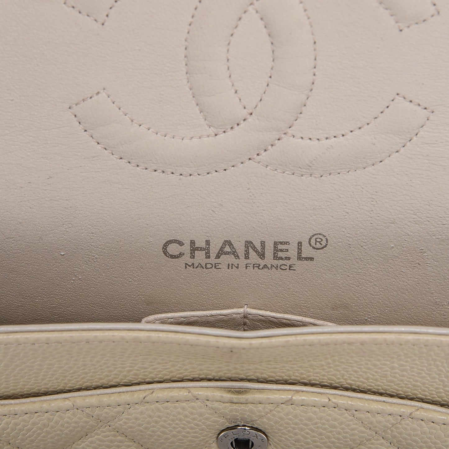 Caviar Quilted Medium Double Flap Beige Clair