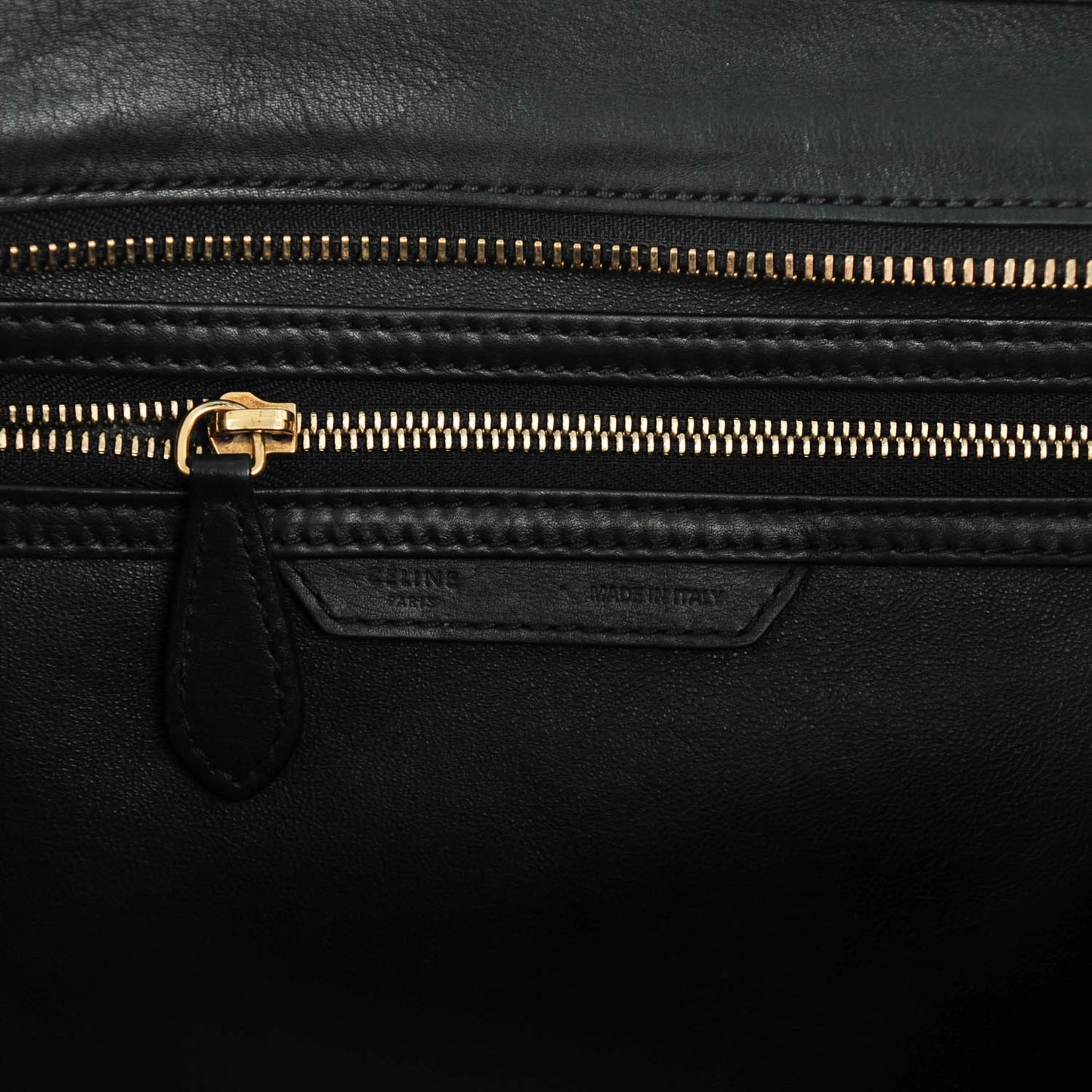 Drummed Calfskin Shoulder Luggage Black