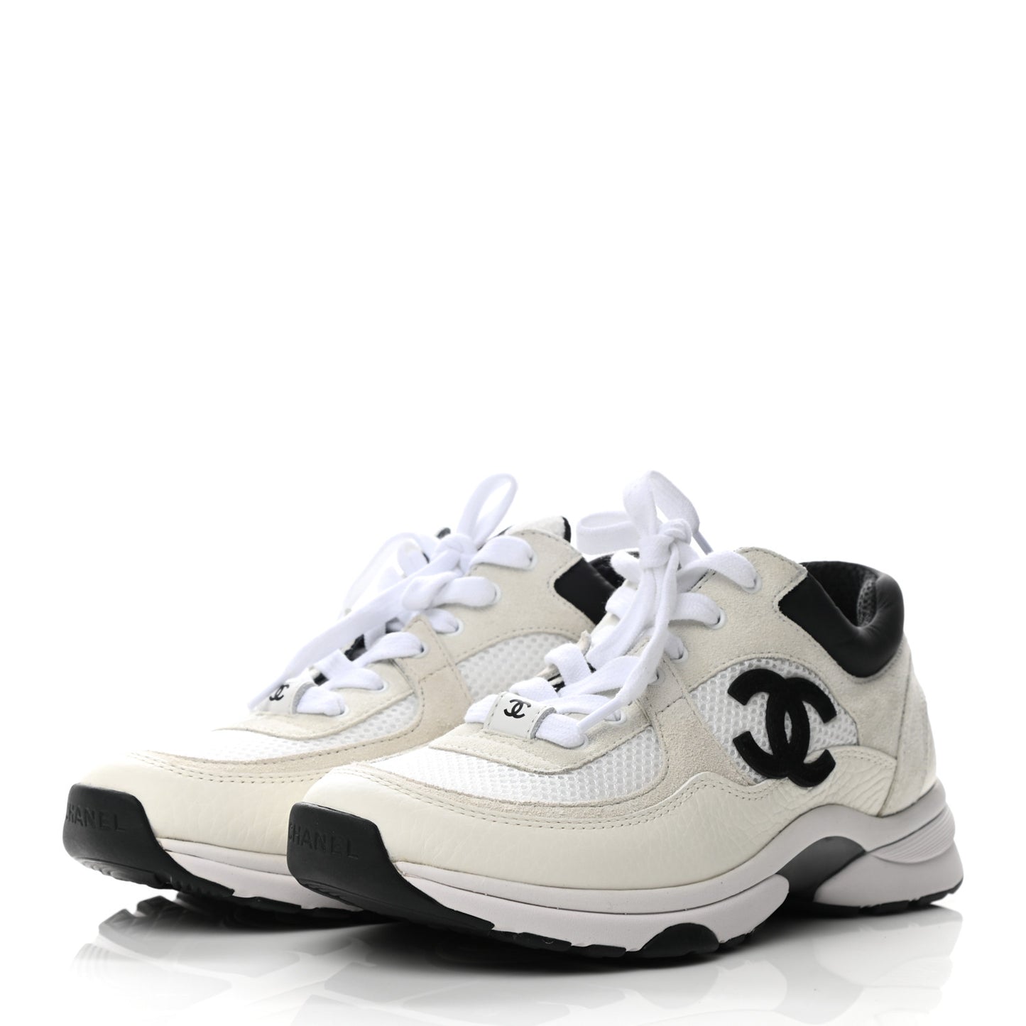 Mesh Suede Calfskin Grained Calfskin Womens CC Sneakers 37 White Black