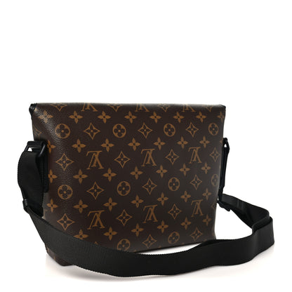 Louis Vuitton Monogram Macassar Magnetic Messenger 2 of 8