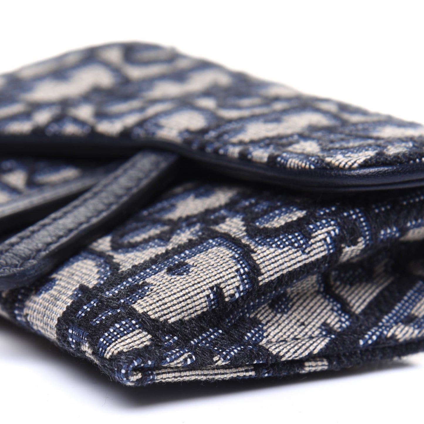 Oblique Nano Saddle Chain Pouch Blue