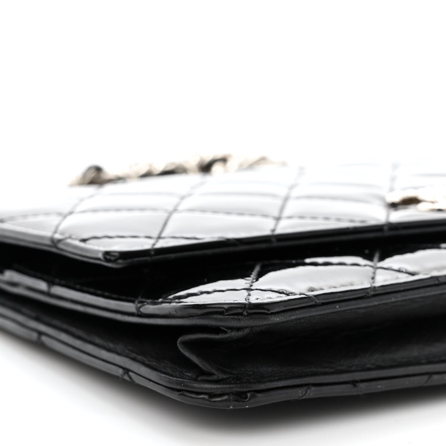 Patent Quilted Brilliant Wallet On Chain WOC Black