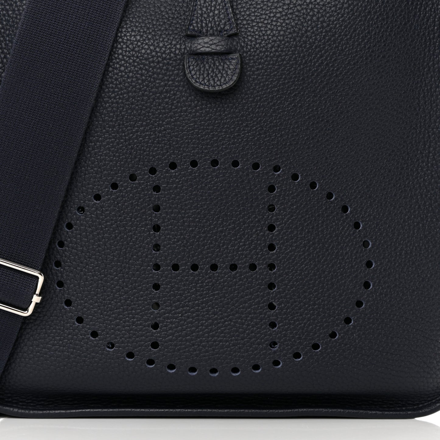 Taurillon Clemence Evelyne III PM Bleu Nuit