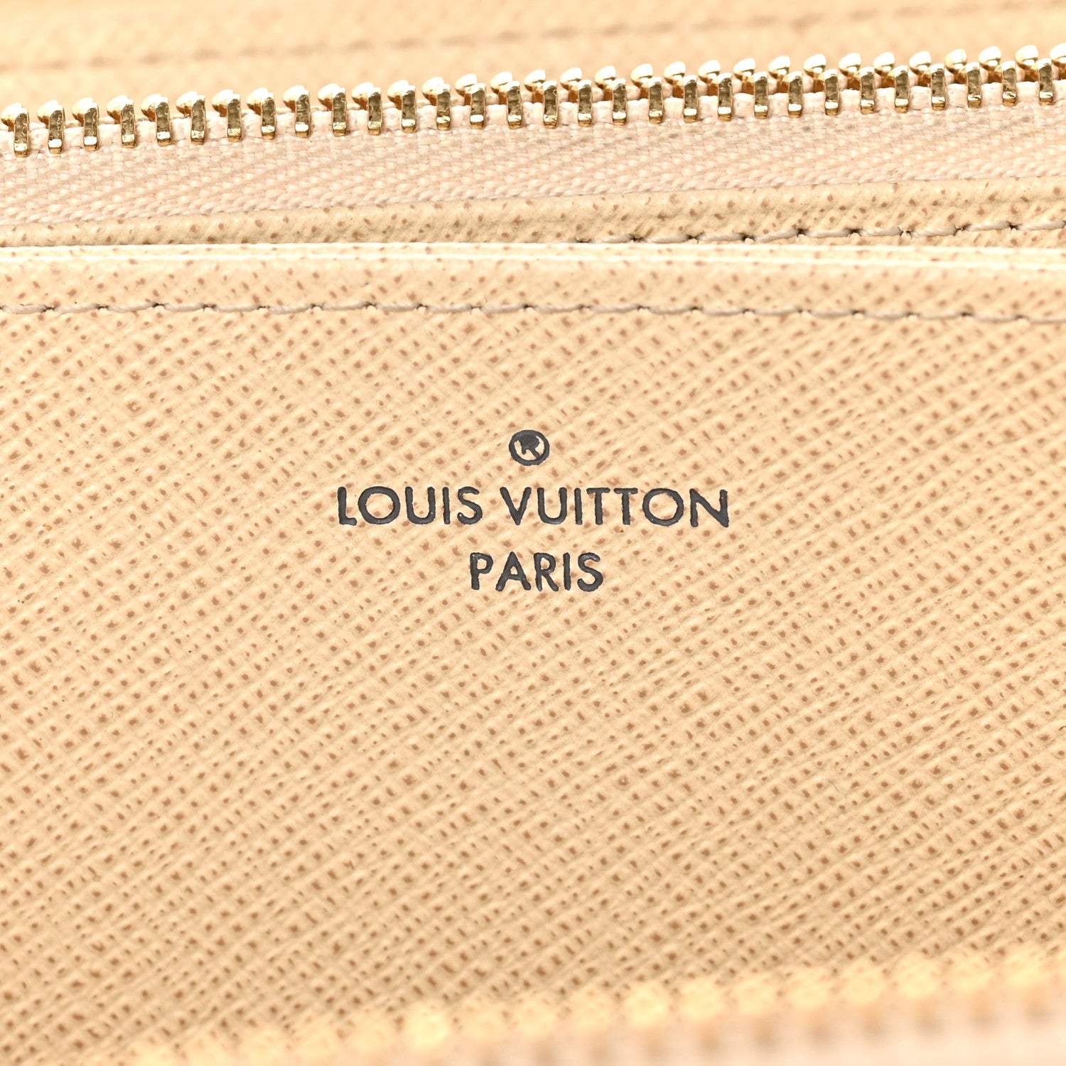 Louis Vuitton Damier Azur Zippy Wallet 6 of 10