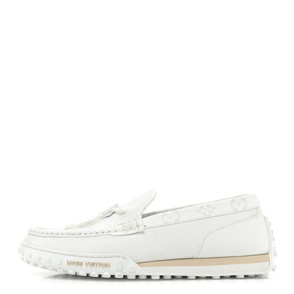 Louis Vuitton Perforated Calfskin Monogram Mens LV Racer Mocassin Loafers 8.5 White 1 of 12