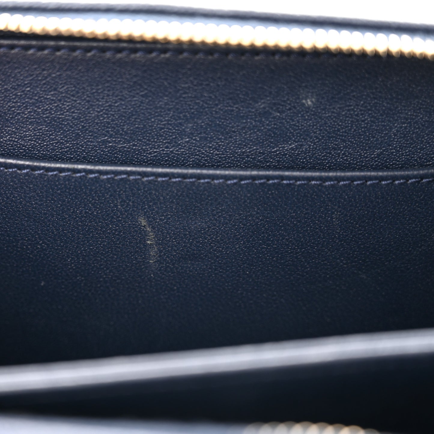 Caviar Quilted Small CC Filigree Vanity Case Navy