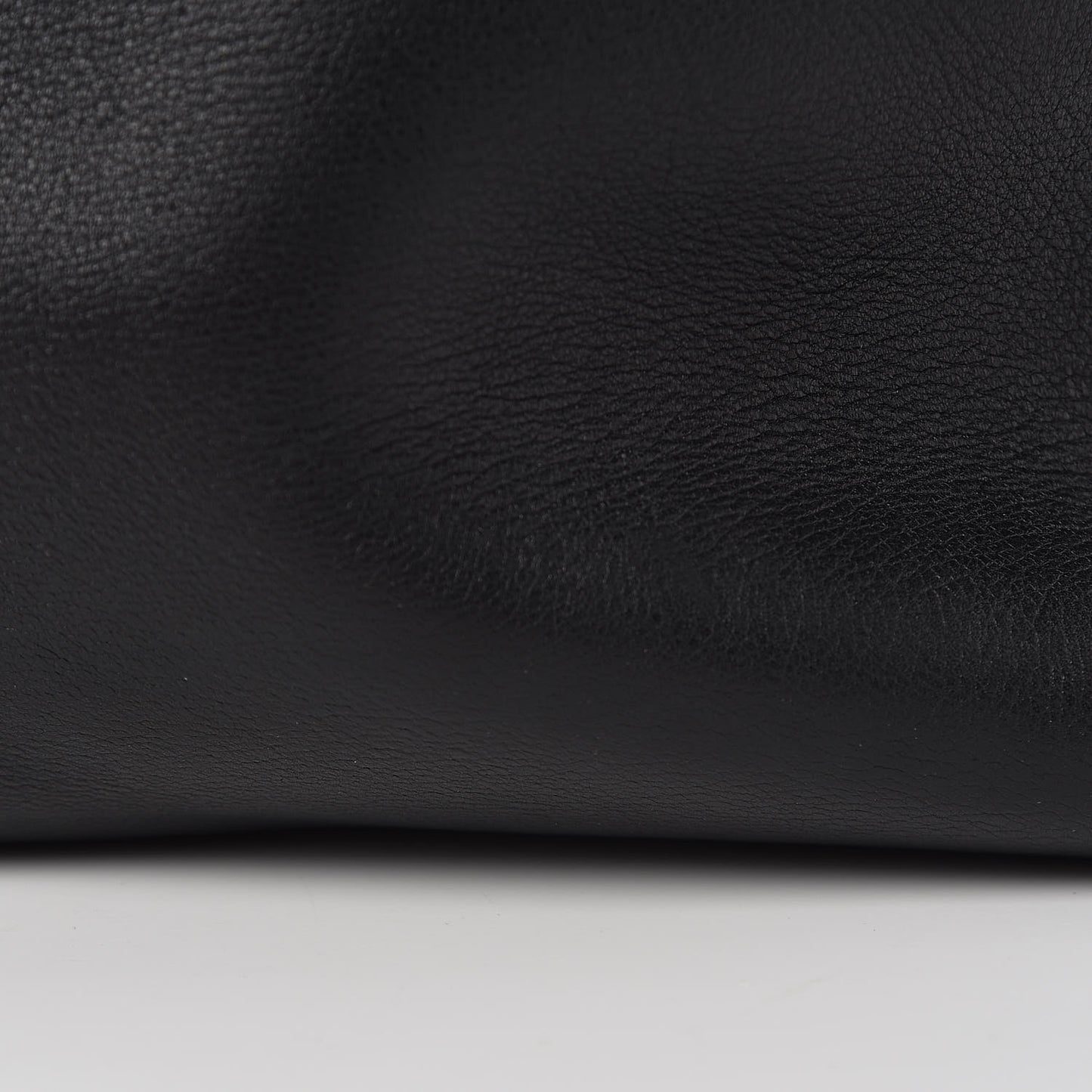 Calfskin Large Horizontal Cabas Phantom White Black