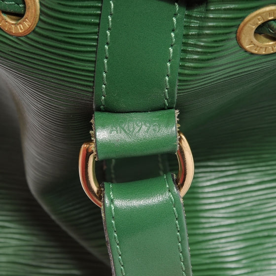 Louis Vuitton Epi Large Noe Borneo 7 of 10