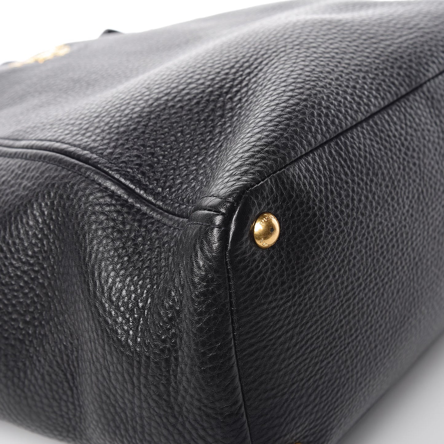 Vitello Daino Shoulder Bag Black