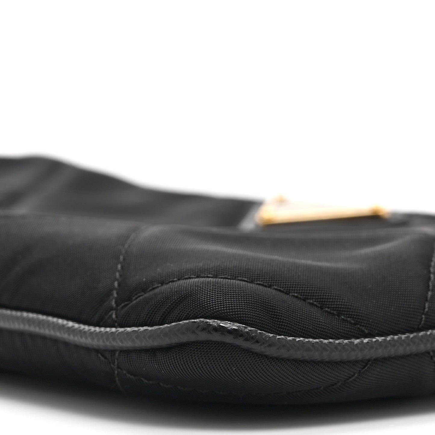 Re-Nylon Tessuto Impuntu Quilted Re-Edition 1995 Chaine Pouch Black