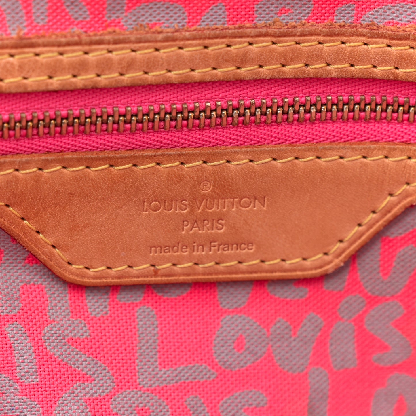 Monogram Graffiti Neverfull GM Fuchsia