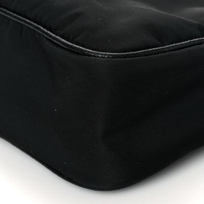 Prada Nylon Re-Edition 2005 Shoulder Bag Black 11 of 12