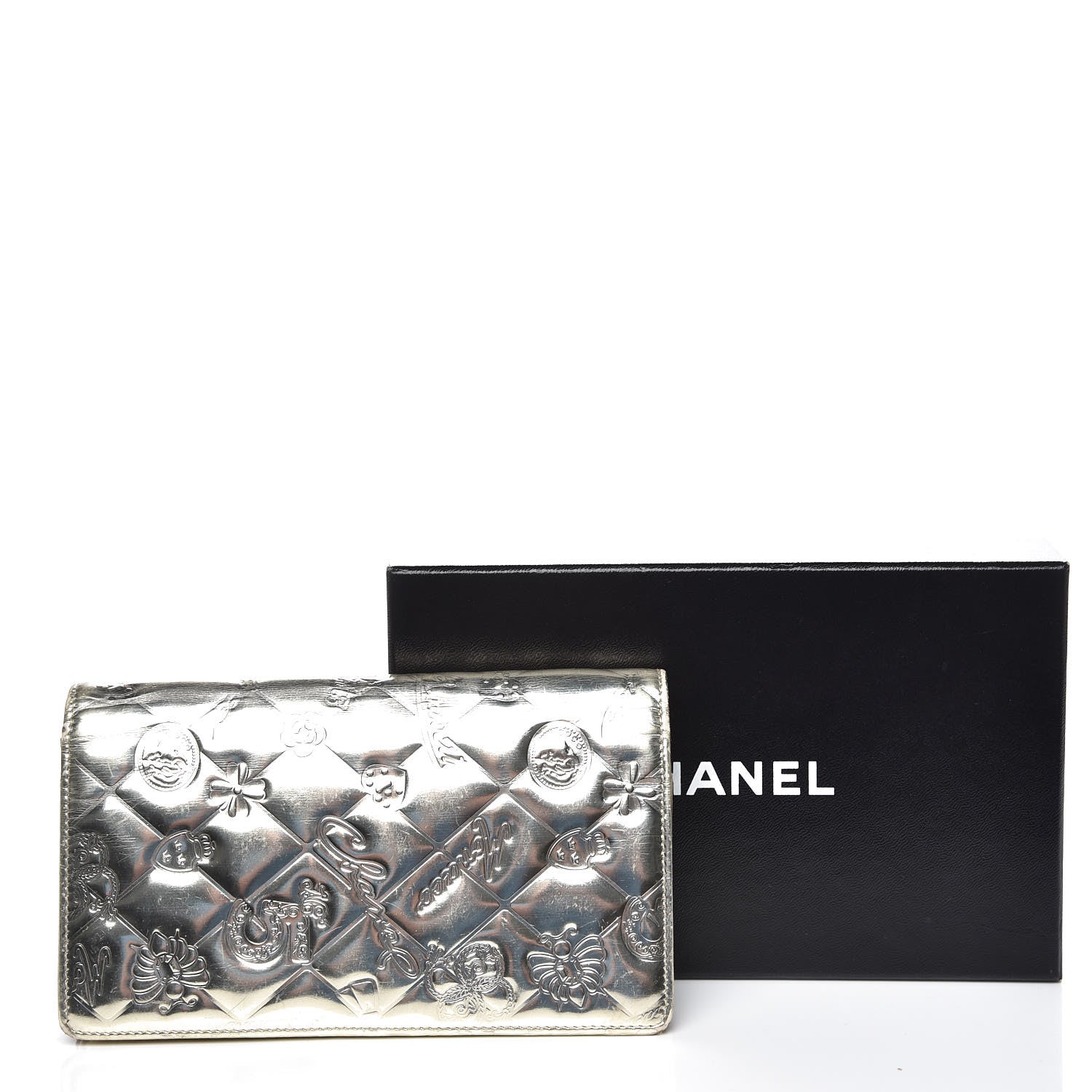 Chanel Metallic Patent Calfskin Quilted Lucky Symbols Yen Wallet Gold 16 of 16