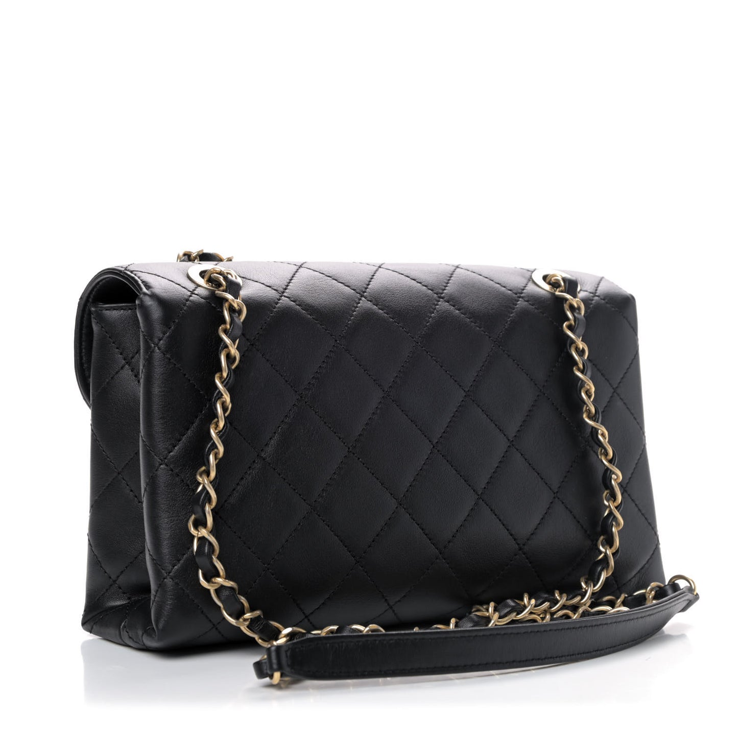 Calfskin Quilted Enchained Flap Black