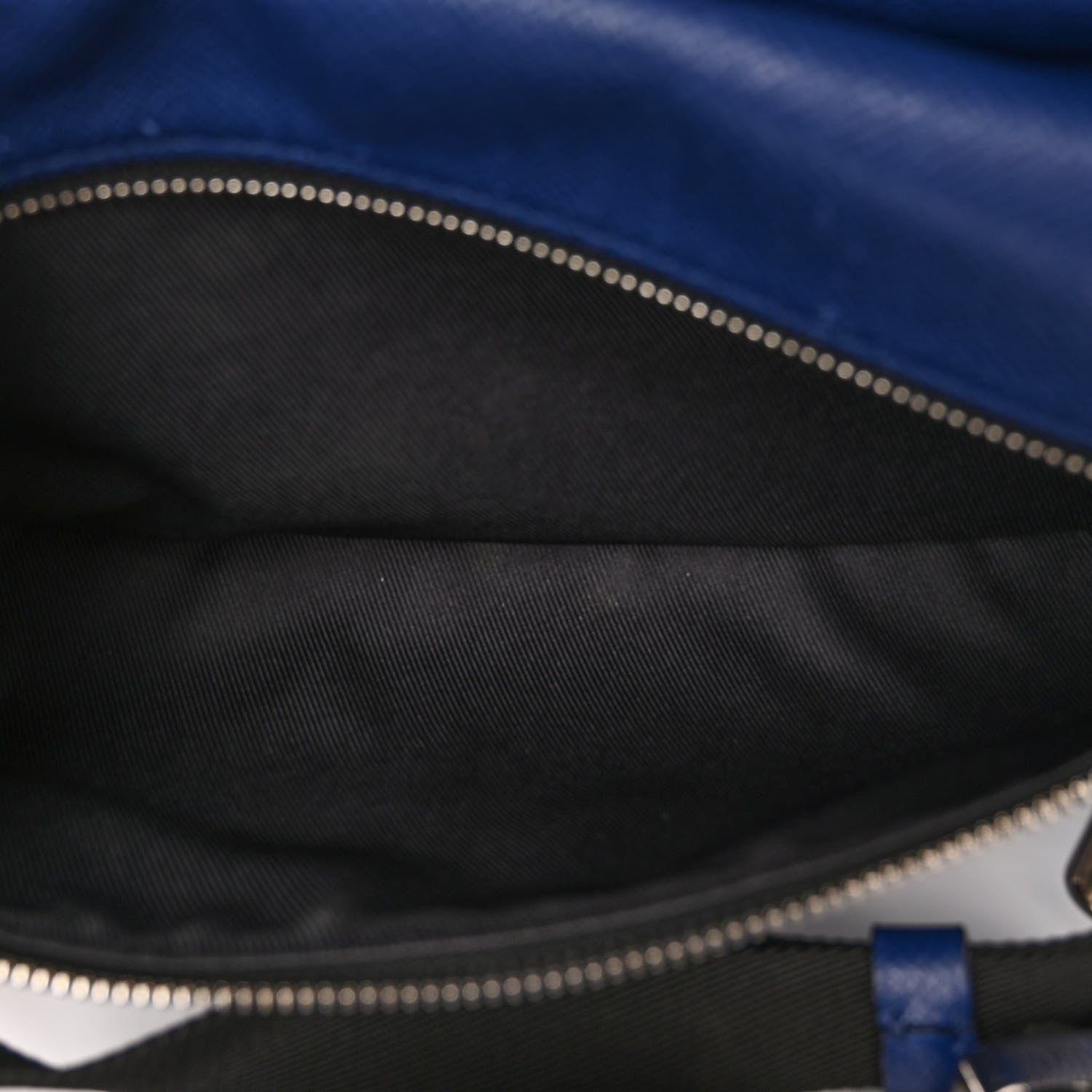 Louis Vuitton Taiga Monogram Outdoor Messenger Cobalt 6 of 10