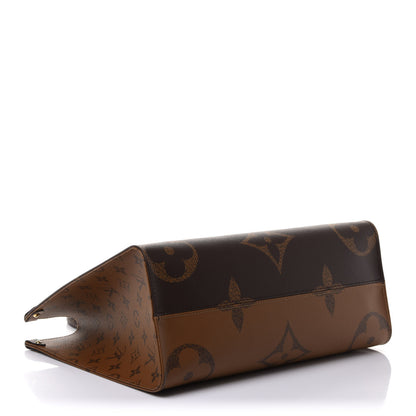 Louis Vuitton Reverse Monogram Giant Onthego MM 4 of 10