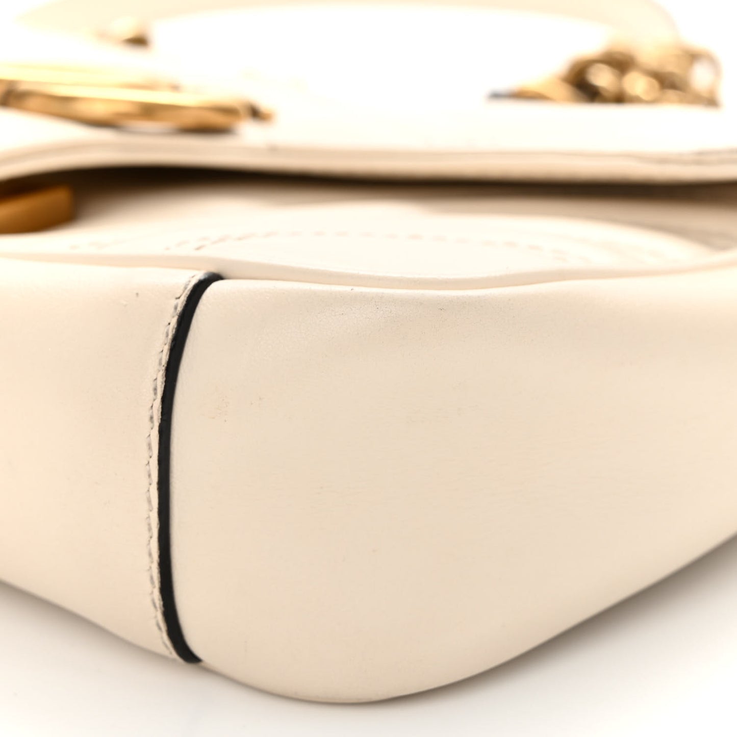 Calfskin Matelasse Mini GG Marmont Shoulder Bag White