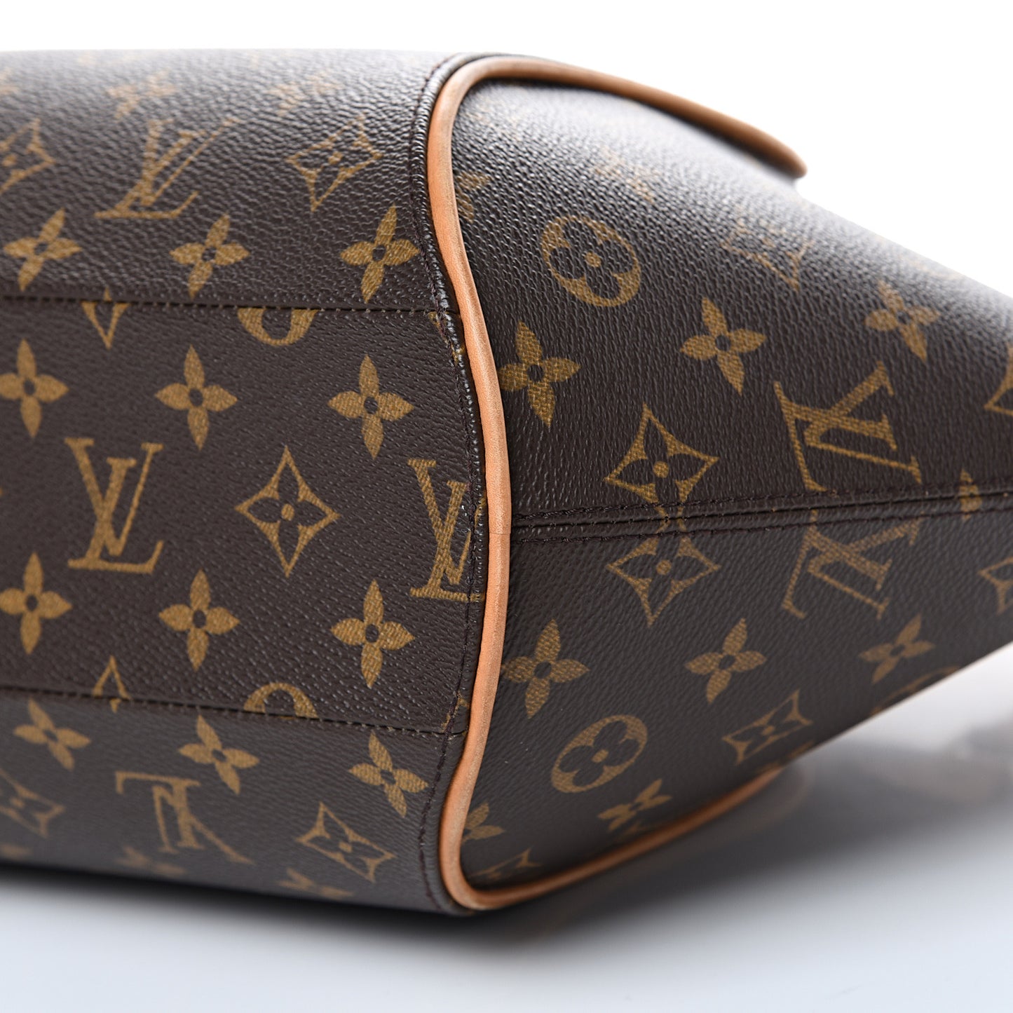 Monogram Ellipse MM