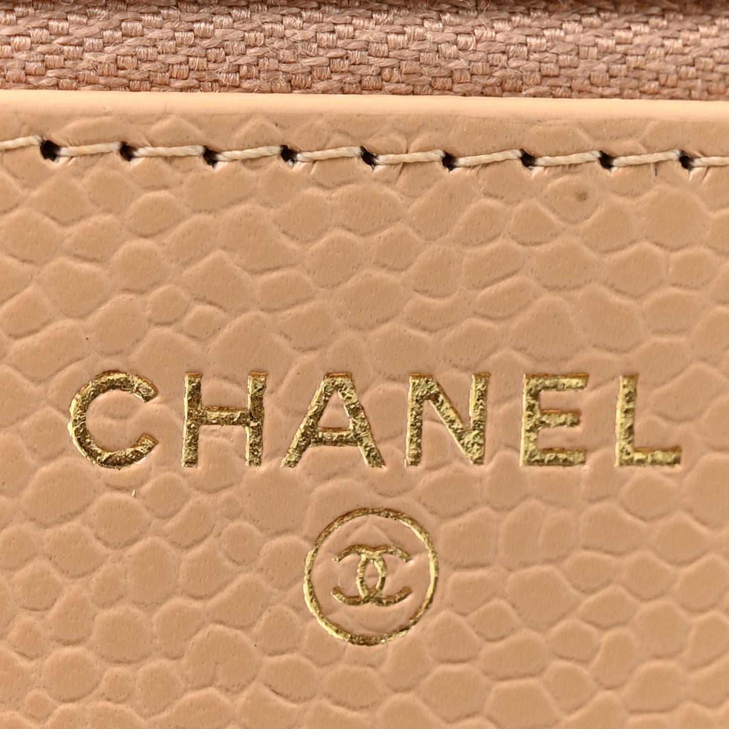 Caviar Quilted Wallet on Chain WOC Beige