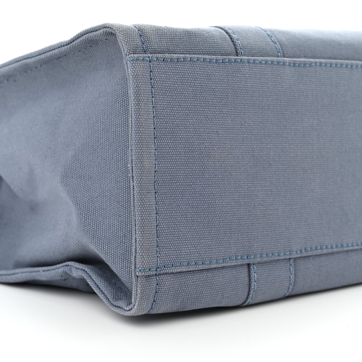 Marc Jacobs Cotton Canvas Medium The Traveler Tote Bag Blue Shadow 8 of 14