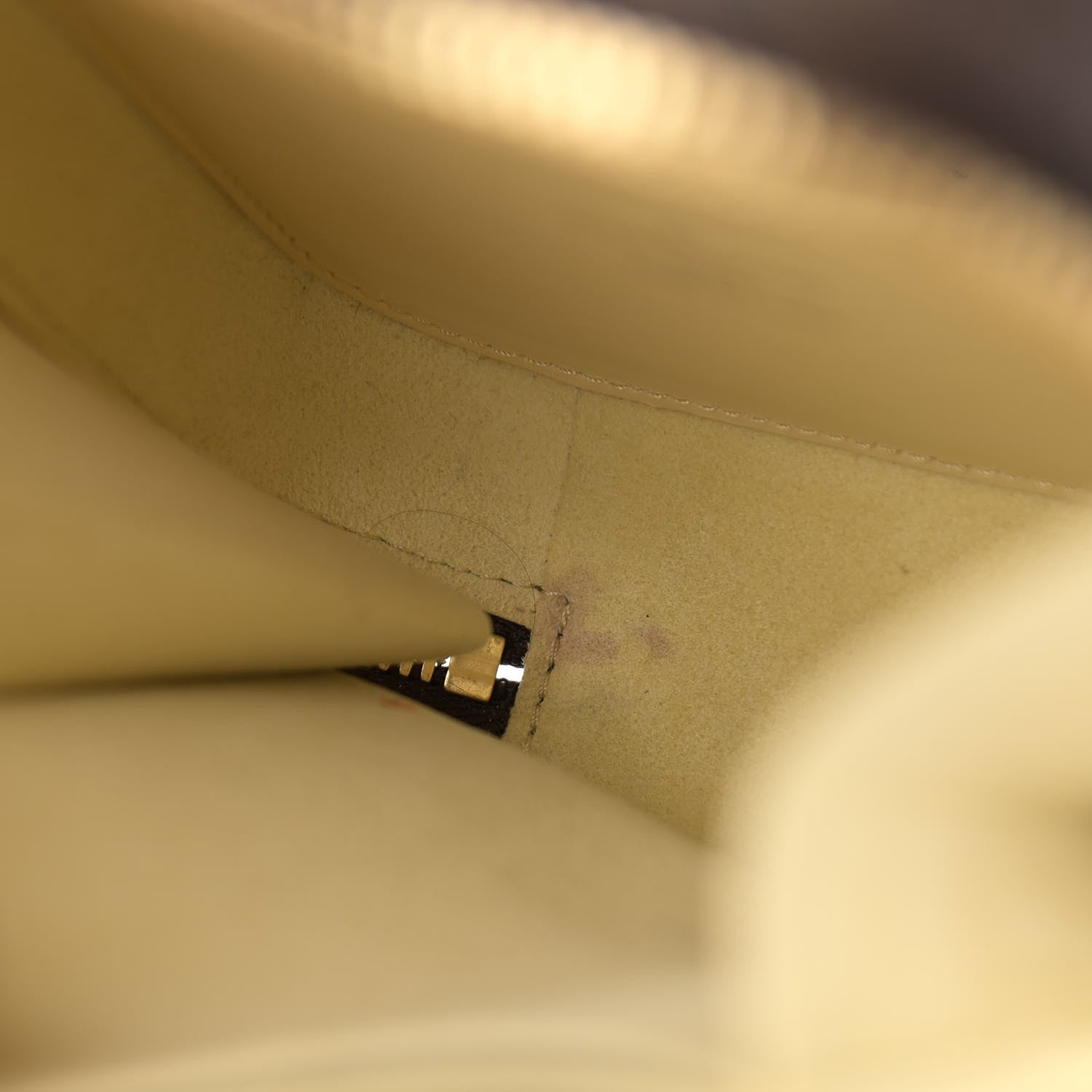 Louis Vuitton Monogram Valisette Verticale 12 of 13