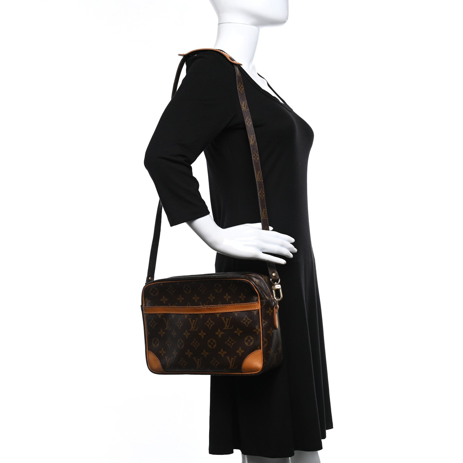 Louis Vuitton Monogram Trocadero 30 2 of 13