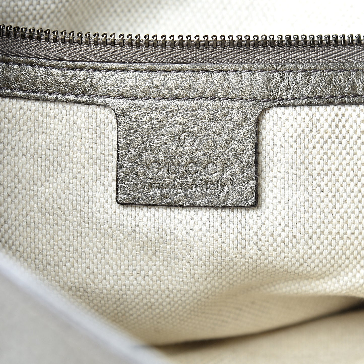 Metallic Pebbled Calfskin Medium Soho Chain Shoulder Bag Sasso