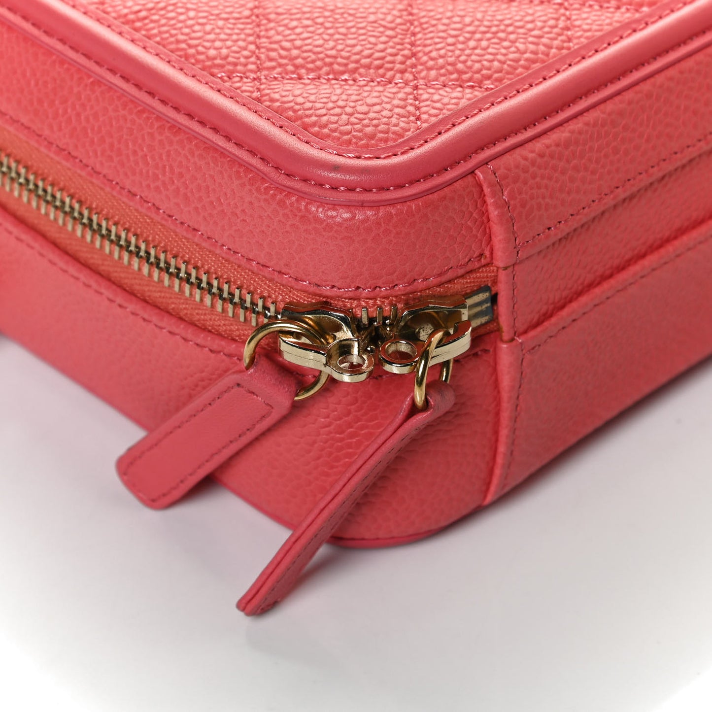 Caviar Quilted Small CC Filigree Vanity Case Coral
