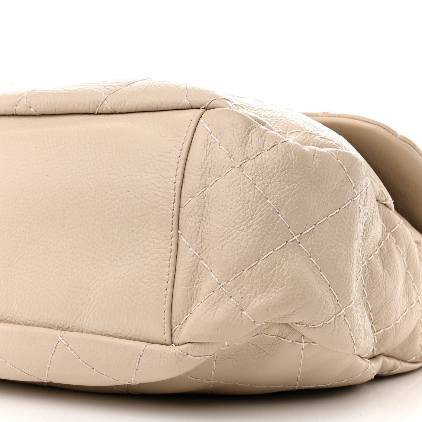 Glazed Calfskin XL On The Road Flap Ivory
