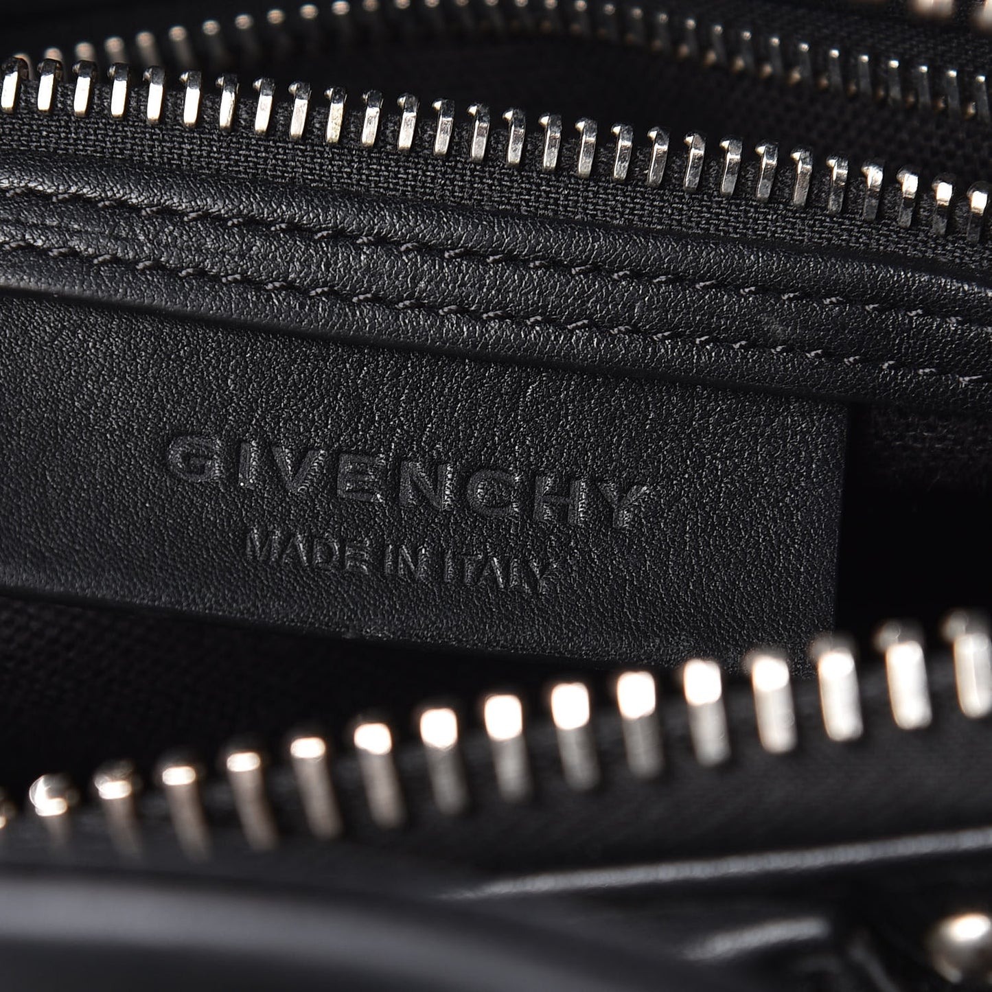 Smooth Calfskin Mini Studded Antigona Black