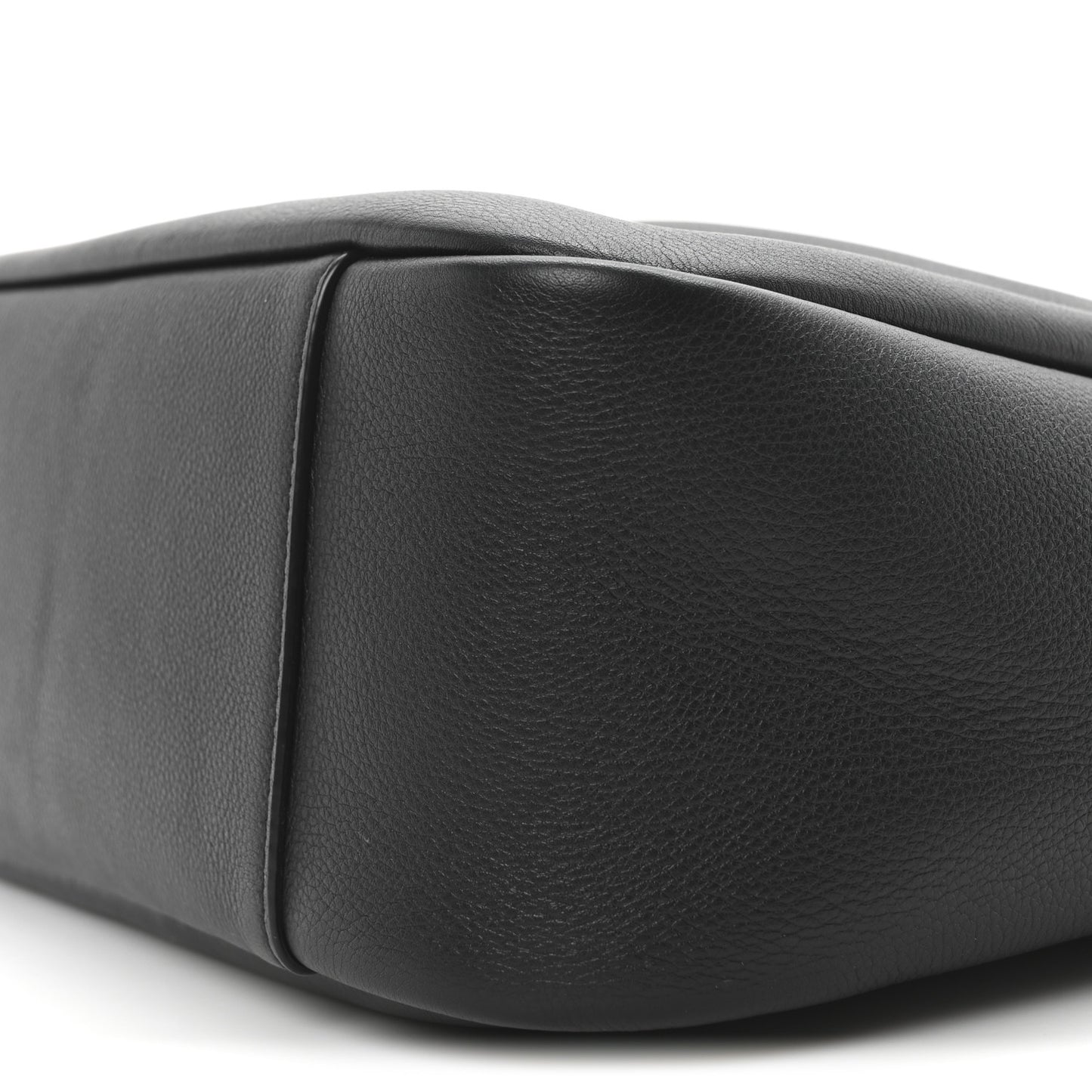 Smooth Calfskin Large Le 5 A 7 Soft Hobo Black