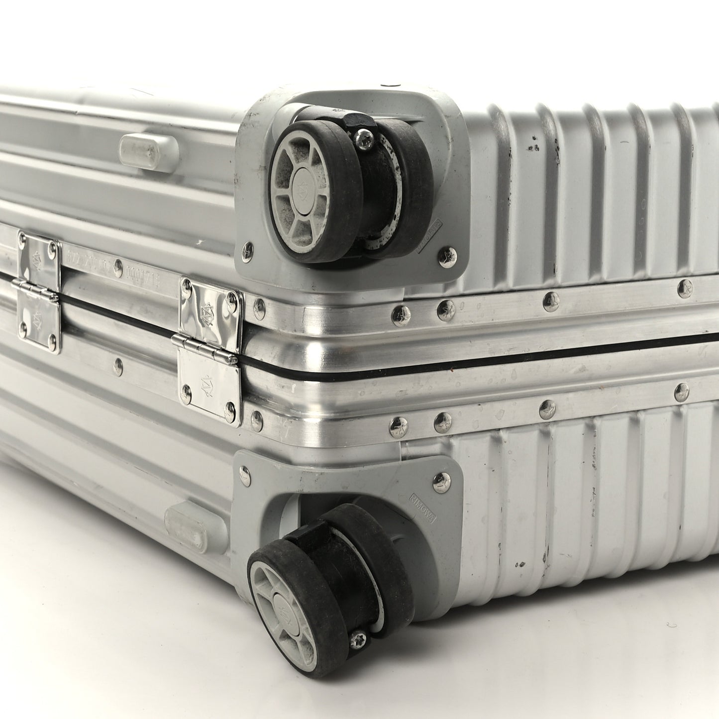Aluminum Classic Cabin Silver