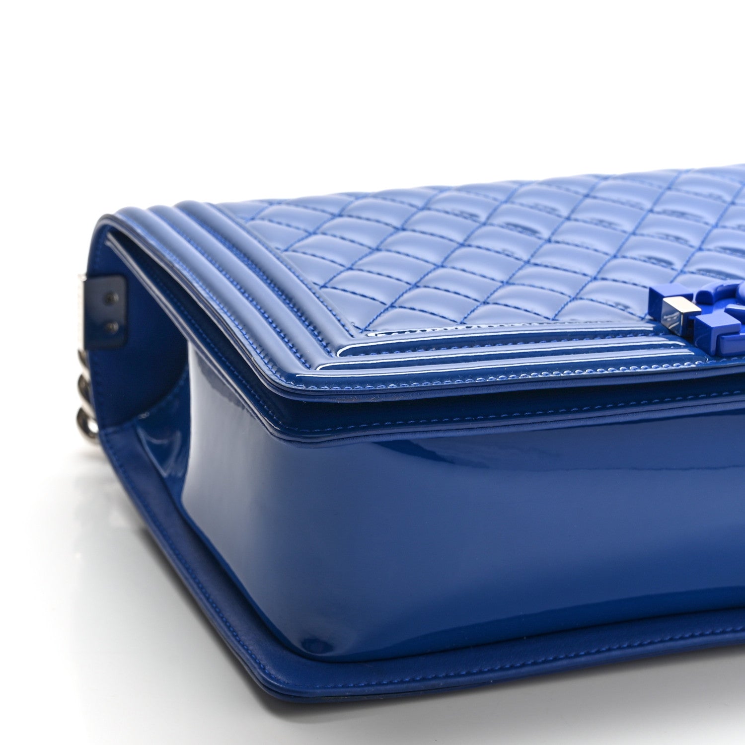 Chanel Patent Calfskin Quilted New Medium Plexiglass Boy Flap Blue 9 of 11
