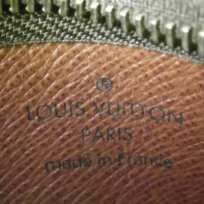 Louis Vuitton Monogram Key Pouch 7 of 7