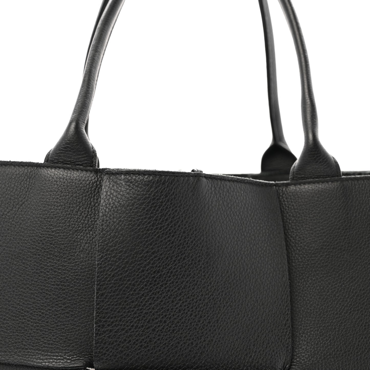 Grained Calfskin Maxi Intrecciato Arco Black