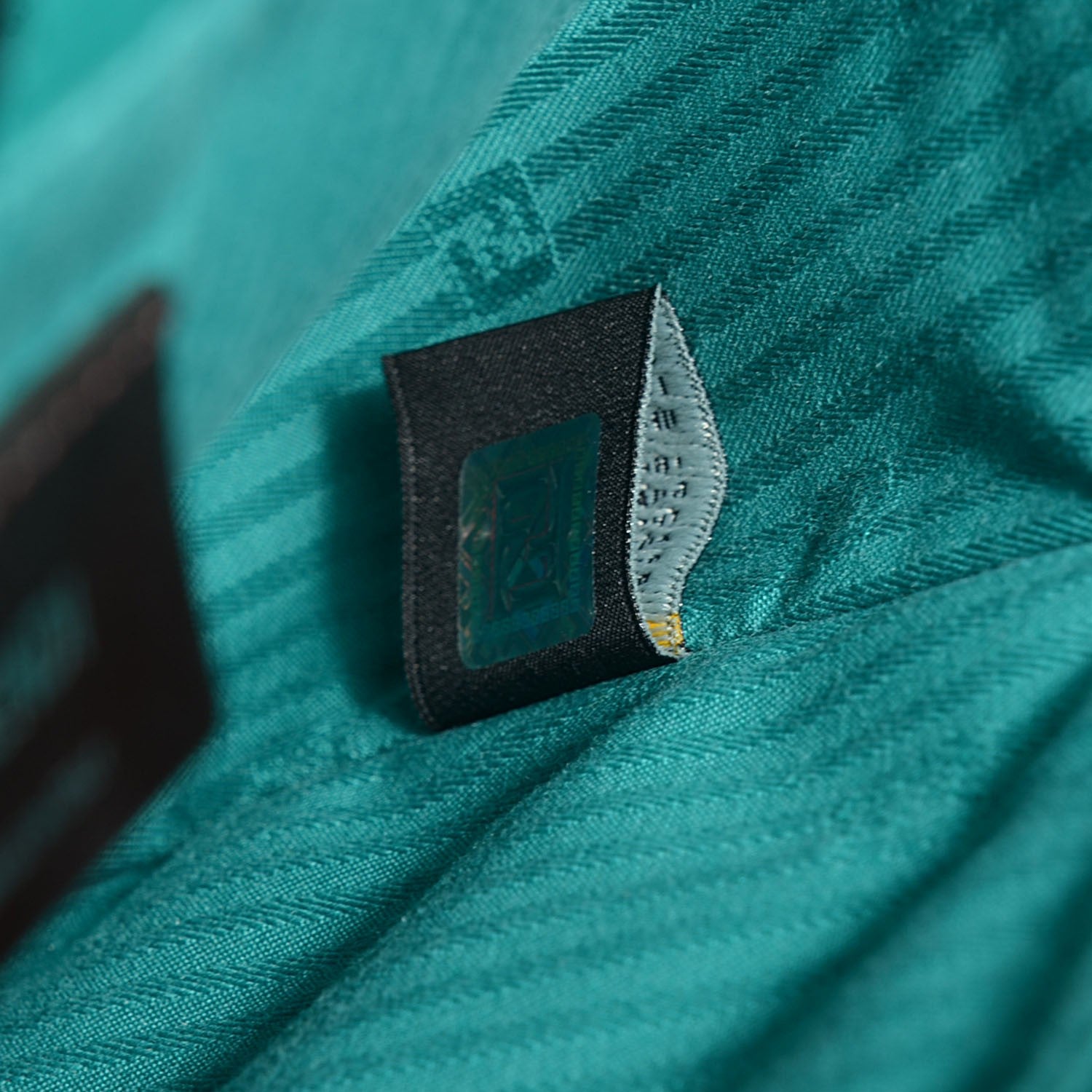 Fendi Vitello Elite Flamingo Petite 2Jours Tote Lago 19 of 20