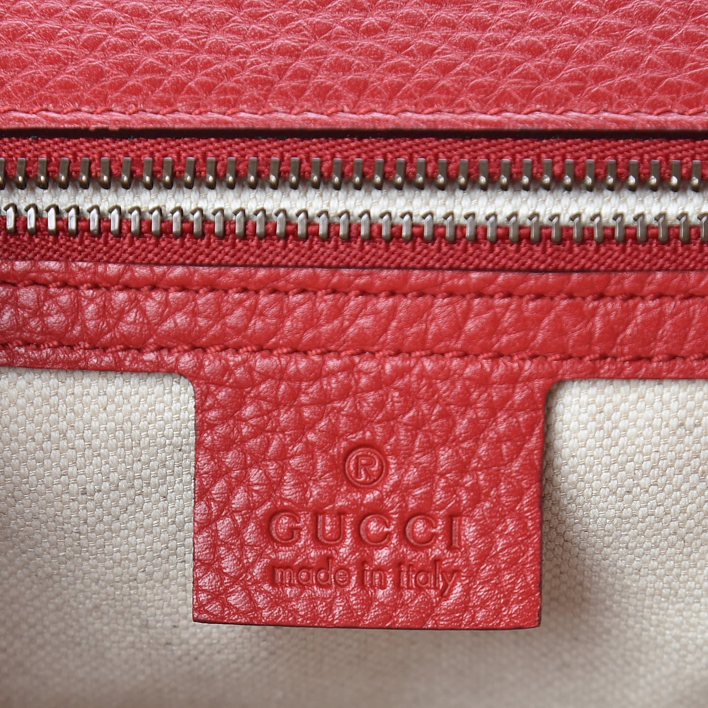 Calfskin Small GG Marmont Top Handle Bag Vulcanic Red