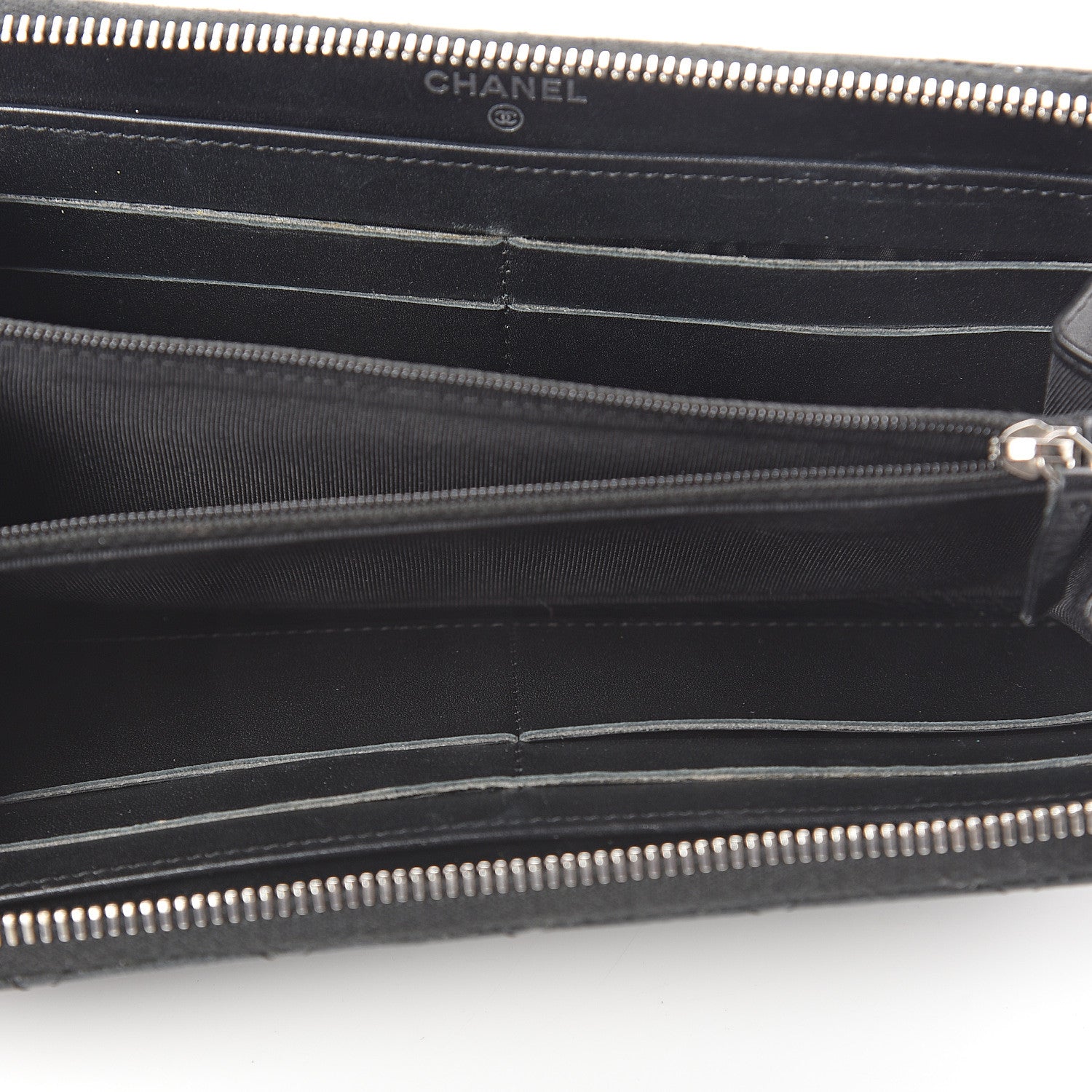 Chanel Iridescent Caviar Quilted Large Gusset Zip Around Wallet Black 4 of 7